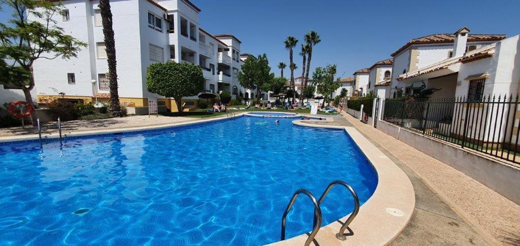 Fabulous 2 Bed 2 Bath Apartment ! Villamartin  Exterior photo